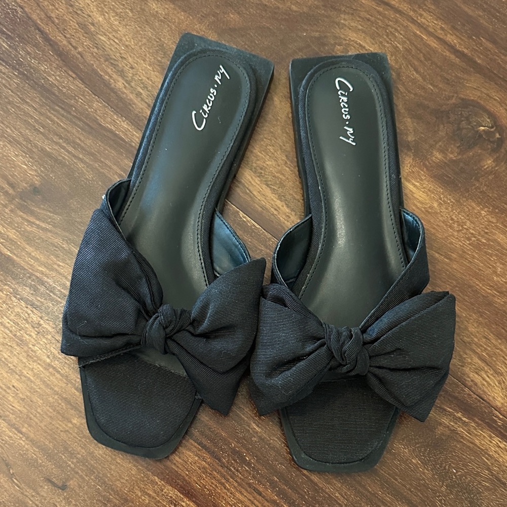 Sam Edelman Circus NY Black Bow Slide Sandals